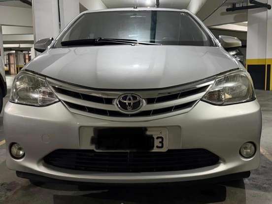 TOYOTA-ETIOS-1.5 XLS 16V FLEX 4P MANUAL TOYOTA-ETIOS-2013