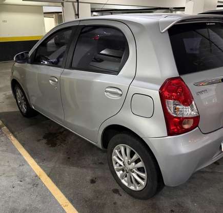 TOYOTA-ETIOS-1.5 XLS 16V FLEX 4P MANUAL TOYOTA-ETIOS-2013