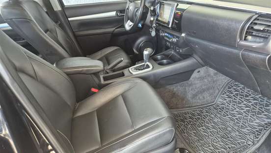 TOYOTA-HILUX-2.8 SRV 4X4 CD 16V DIESEL 4P AUTOMÁTICO TOYOTA-HILUX-2018