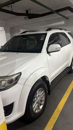 TOYOTA-HILUX SW4-2012