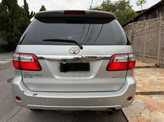 TOYOTA-HILUX SW4-2011