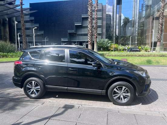 TOYOTA-RAV4-2.0 TOP 4X2 16V GASOLINA 4P AUTOMÁTICO TOYOTA-RAV4-2018