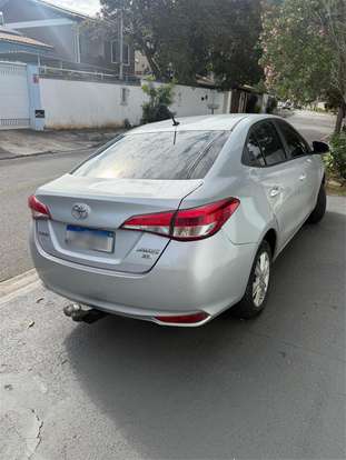 TOYOTA-YARIS-2019