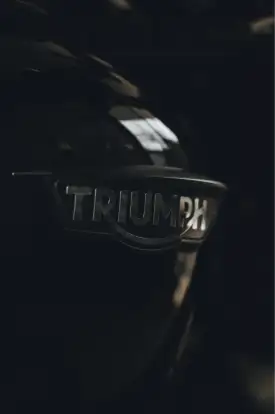 TRIUMPH-BONNEVILLE T120 BLACK 1200-2018