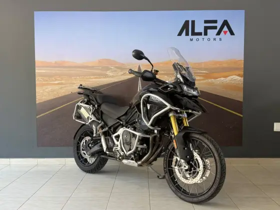TRIUMPH TIGER 1200 RALLY BLACK EDITION 