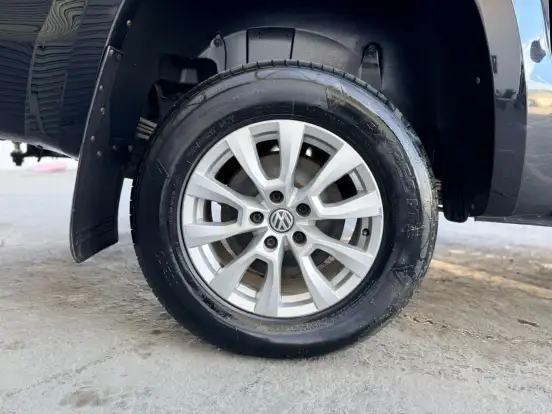 VOLKSWAGEN-AMAROK-2019