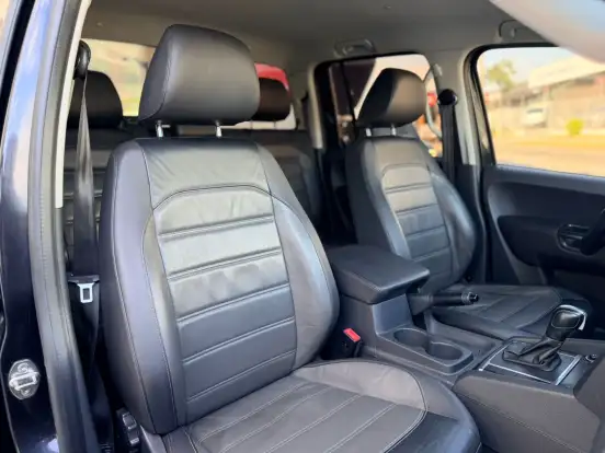 VOLKSWAGEN-AMAROK-2019