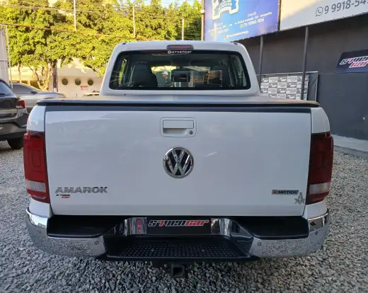 VOLKSWAGEN-AMAROK-2018