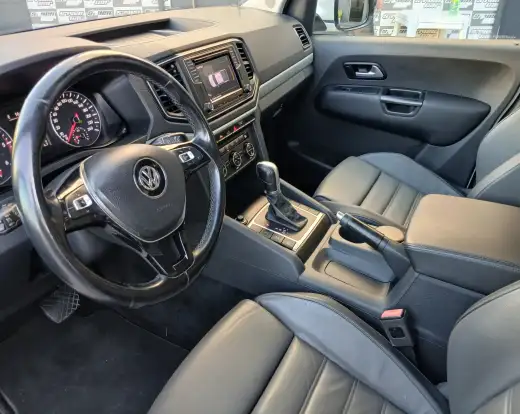 VOLKSWAGEN-AMAROK-2018