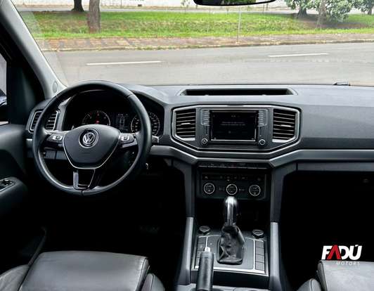 VOLKSWAGEN-AMAROK-2018