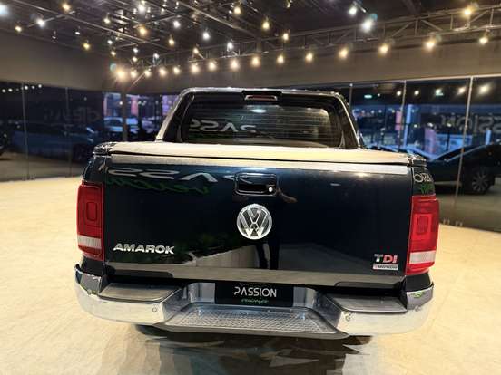 VOLKSWAGEN-AMAROK-2017