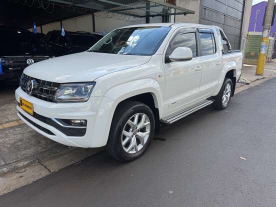 VOLKSWAGEN-AMAROK-2.0 HIGHLINE 4X4 CD 16V TURBO INTERCOOLER DIESEL 4P AUTOMÁTICO VOLKSWAGEN-AMAROK-2018