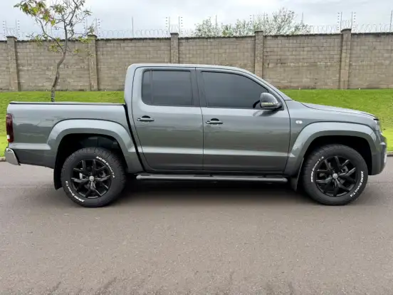 VOLKSWAGEN-AMAROK-3.0 V6 TDI DIESEL HIGHLINE CD 4MOTION AUTOMÁTICO VOLKSWAGEN-AMAROK-2023