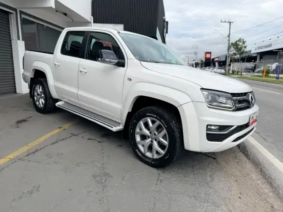 VOLKSWAGEN-AMAROK-3.0 V6 TDI DIESEL HIGHLINE CD 4MOTION AUTOMÁTICO VOLKSWAGEN-AMAROK-2018