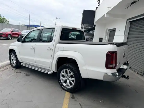 VOLKSWAGEN-AMAROK-2018