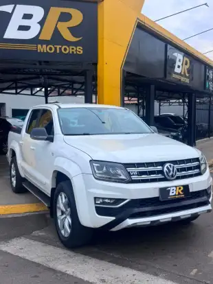 VOLKSWAGEN-AMAROK-2021