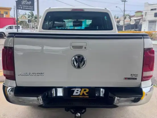 VOLKSWAGEN-AMAROK-3.0 V6 TDI DIESEL HIGHLINE CD 4MOTION AUTOMÁTICO VOLKSWAGEN-AMAROK-2021