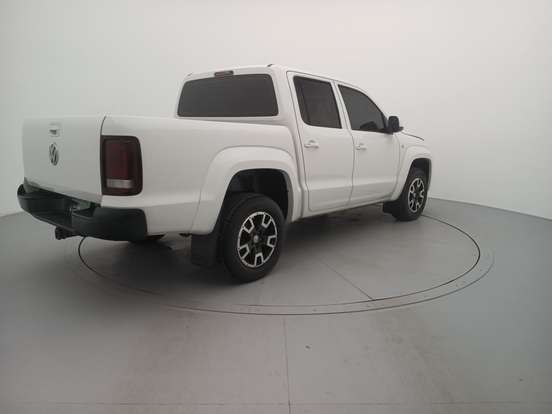 VOLKSWAGEN-AMAROK-2022