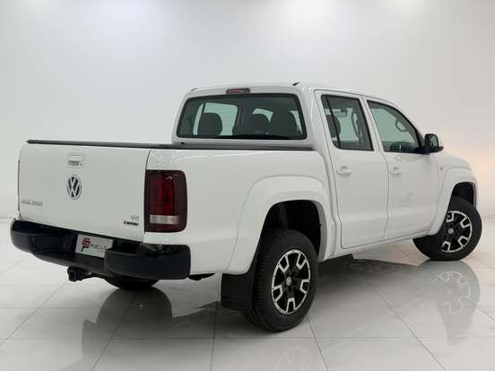 VOLKSWAGEN-AMAROK-2022