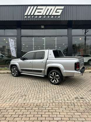VOLKSWAGEN-AMAROK-2024