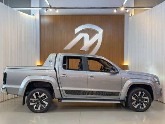 VOLKSWAGEN-AMAROK-2024