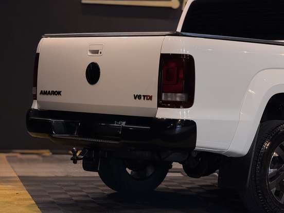 VOLKSWAGEN-AMAROK-2023