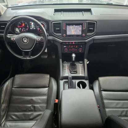 VOLKSWAGEN-AMAROK-2019