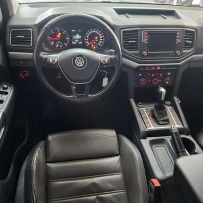 VOLKSWAGEN-AMAROK-2019