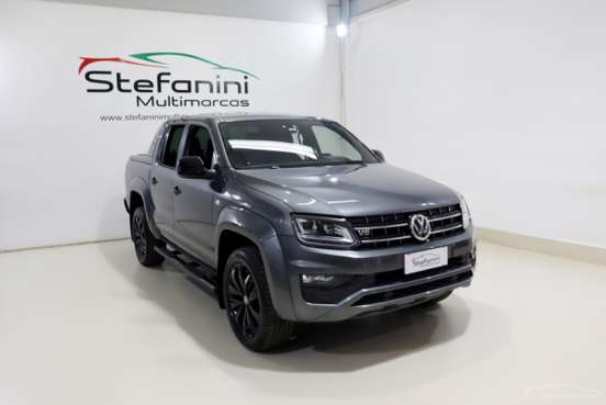 VOLKSWAGEN-AMAROK-2021