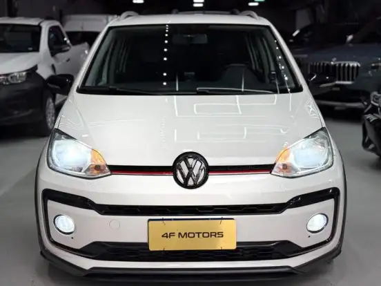 VOLKSWAGEN-CROSS UP-2019