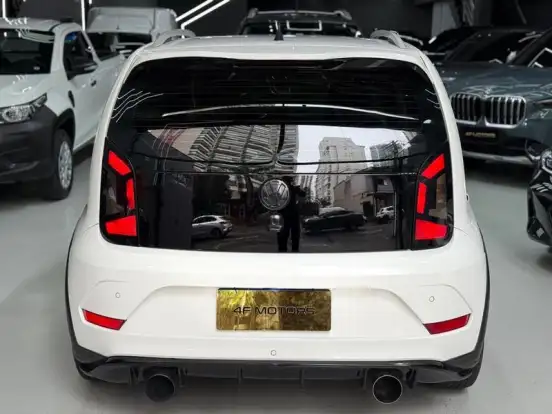 VOLKSWAGEN-CROSS UP-1.0 TSI 12V FLEX 4P MANUAL VOLKSWAGEN-CROSS UP-2019