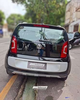 VOLKSWAGEN-CROSS UP-2014