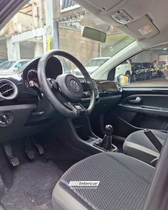 VOLKSWAGEN-CROSS UP-2014