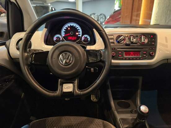 VOLKSWAGEN-CROSS UP-1.0 TSI 12V FLEX 4P MANUAL VOLKSWAGEN-CROSS UP-2016