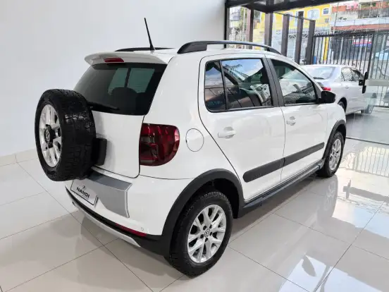 VOLKSWAGEN-CROSSFOX-1.6 MI FLEX 8V 4P MANUAL VOLKSWAGEN-CROSSFOX-2013