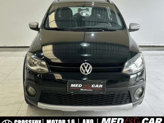 VOLKSWAGEN-CROSSFOX-1.6 MI FLEX 8V 4P AUTOMATIZADO VOLKSWAGEN-CROSSFOX-2013