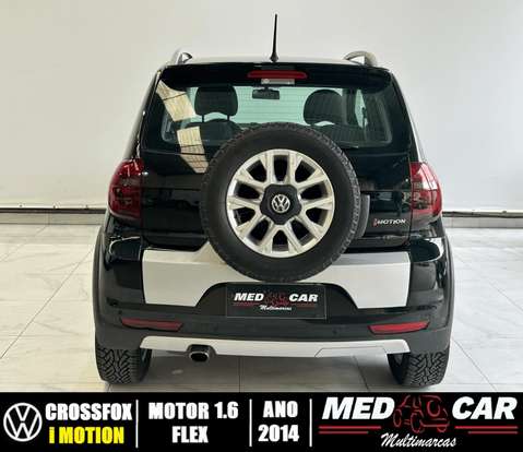 VOLKSWAGEN-CROSSFOX-2013