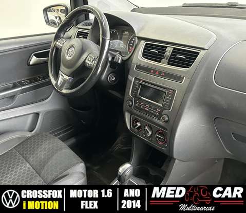 VOLKSWAGEN-CROSSFOX-2013