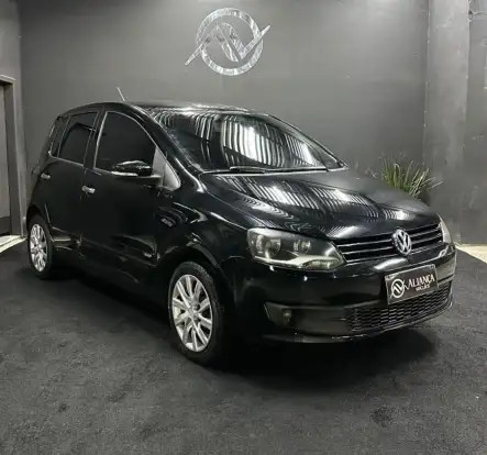 VOLKSWAGEN-FOX-2010