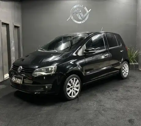 VOLKSWAGEN-FOX-1.0 MI 8V FLEX 4P MANUAL VOLKSWAGEN-FOX-2010