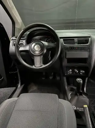 VOLKSWAGEN-FOX-2010