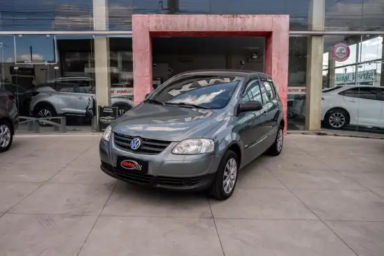 VOLKSWAGEN-FOX-1.0 MI 8V FLEX 4P MANUAL VOLKSWAGEN-FOX-2009
