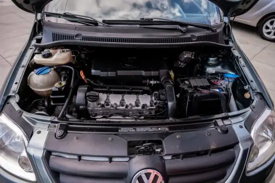 VOLKSWAGEN-FOX-2009