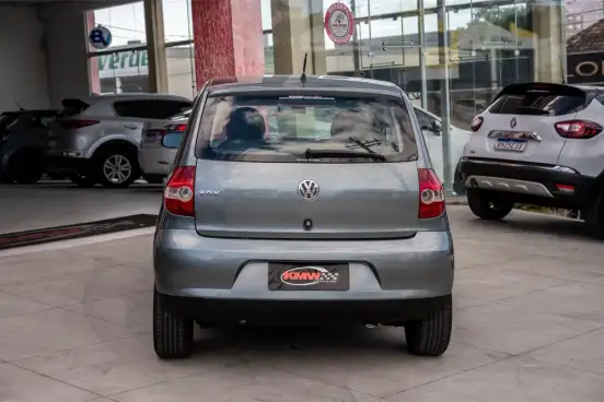 VOLKSWAGEN-FOX-2009