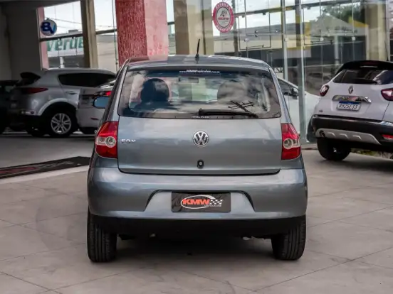VOLKSWAGEN-FOX-1.0 MI 8V FLEX 4P MANUAL VOLKSWAGEN-FOX-2009