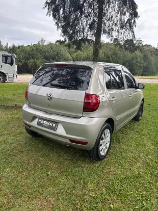 VOLKSWAGEN-FOX-2010