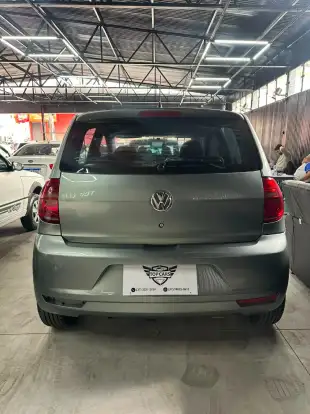 VOLKSWAGEN-FOX-2010
