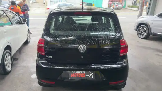 VOLKSWAGEN-FOX-2013