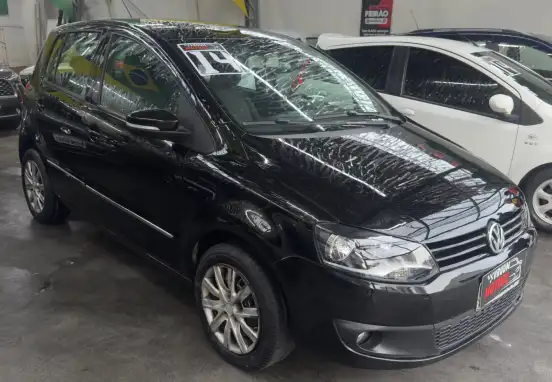 VOLKSWAGEN-FOX-1.0 MI 8V FLEX 4P MANUAL VOLKSWAGEN-FOX-2013