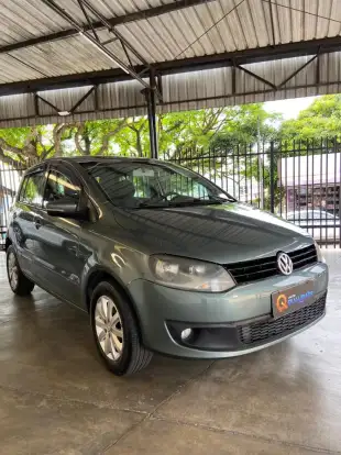 VOLKSWAGEN-FOX-2011
